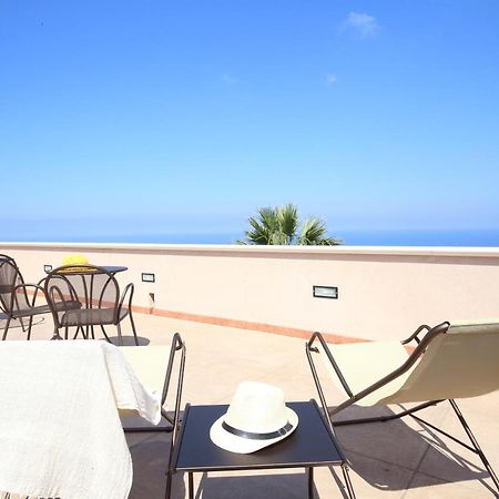 B&B Villa Orchidea Ricadi Buitenkant foto